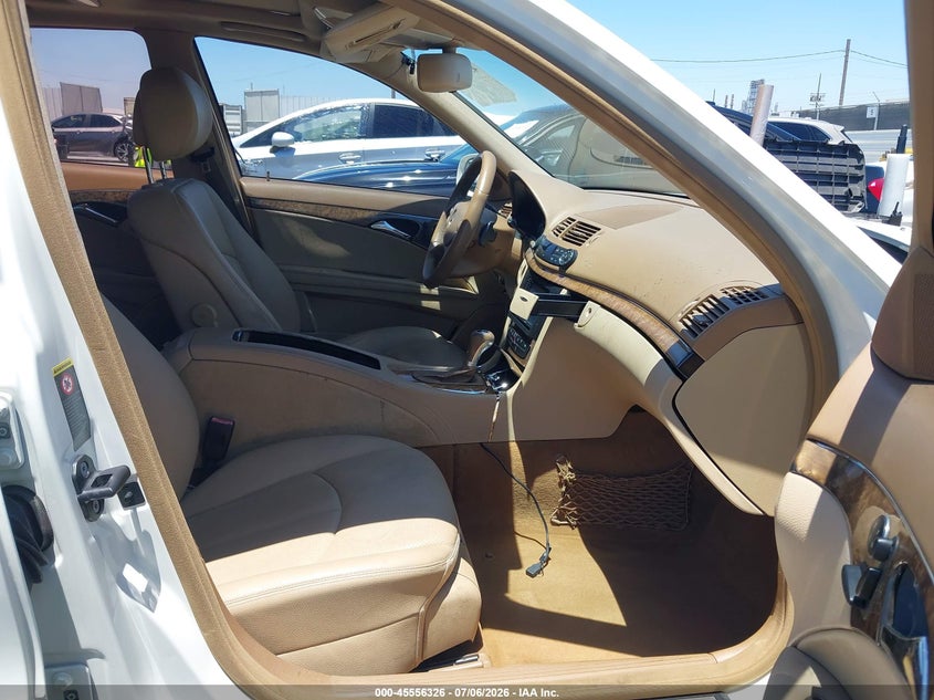 2009 Mercedes-benz E-class VIN WDBUF56X59B417101 IAAI salvage auction — NORMAL WEAR, Clear - Dealer Only (California), sold $750 on 2026-07-15 (photo 5)