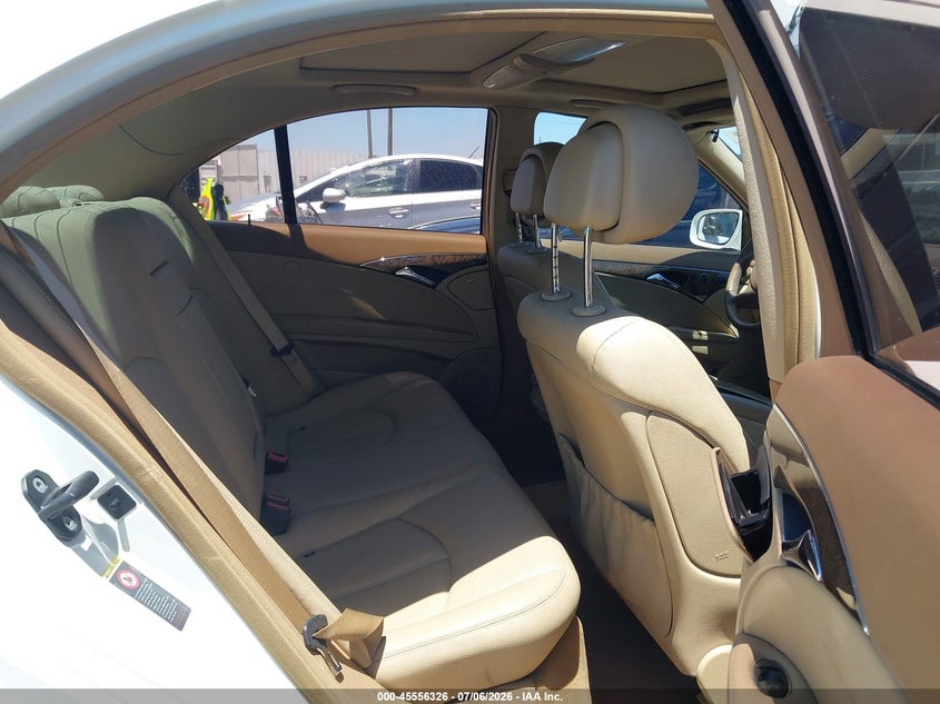 2009 Mercedes-benz E-class VIN WDBUF56X59B417101 IAAI salvage auction — NORMAL WEAR, Clear - Dealer Only (California), sold $750 on 2026-07-15 (photo 8)