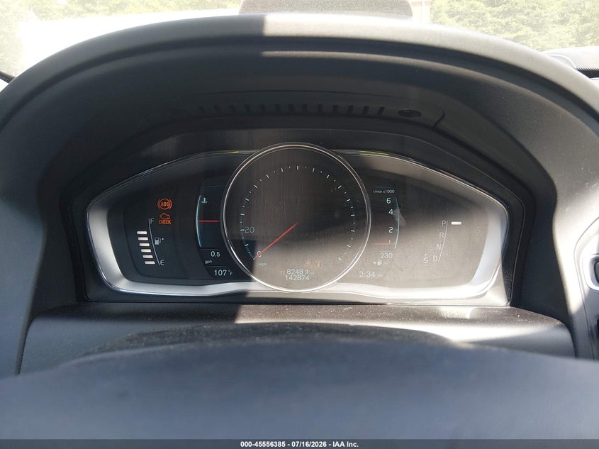 2015 Volvo Xc60 VIN YV4902RB5F2585742 IAAI salvage auction — RIGHT REAR, Clear (Massachusetts), sold $1,600 on 2026-07-28 (photo 7)