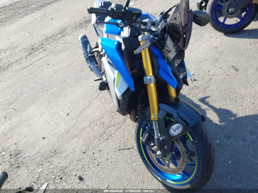 2022 Suzuki Gsx-s VIN JS1EK11B8N7100197 IAAI salvage auction — UNKNOWN, Mv-907A (New York), sold $2,850 on 2026-07-28 (photo 1)