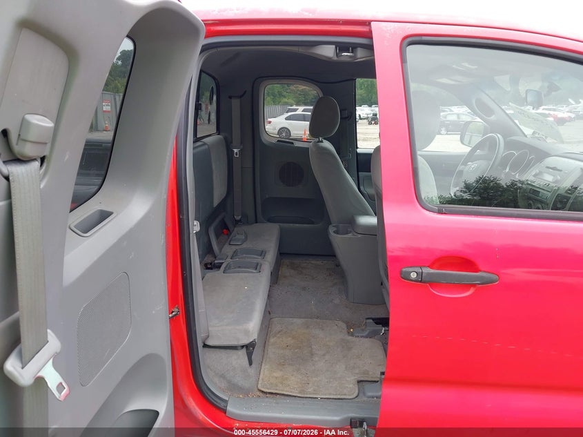 2006 Toyota Tacoma VIN 5TEUX42N26Z186503 IAAI salvage auction — NORMAL WEAR, Clear (New Jersey), sold $5,600 on 2026-07-14 (photo 8)