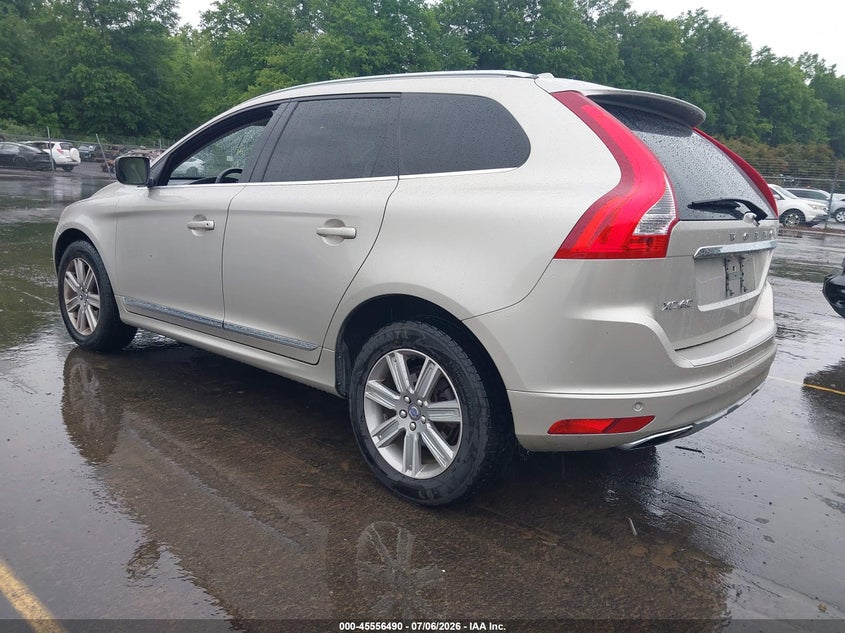 2017 Volvo Xc60 VIN YV440MRU6H2000435 IAAI salvage auction — SIDE, Salvage Title, sold $3,200 on 2026-08-06 (photo 3)