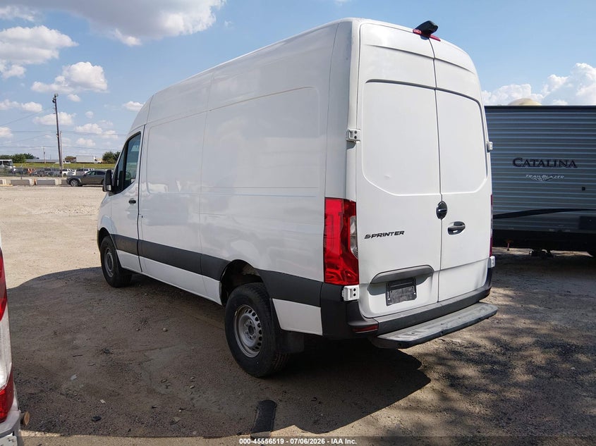 2021 Freightliner Sprinter 2500 VIN W2Y40BHY2MT062171 IAAI salvage auction — NORMAL WEAR, Original  (Oklahoma), sold $15,700 on 2026-07-27 (photo 3)