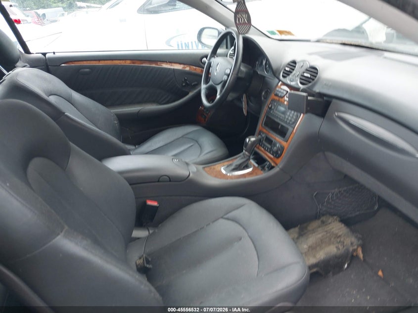 2004 Mercedes-benz Clk-class VIN WDBTJ75J44F077783 IAAI salvage auction — NORMAL WEAR, Clear (New York), sold $550 on 2026-07-28 (photo 5)