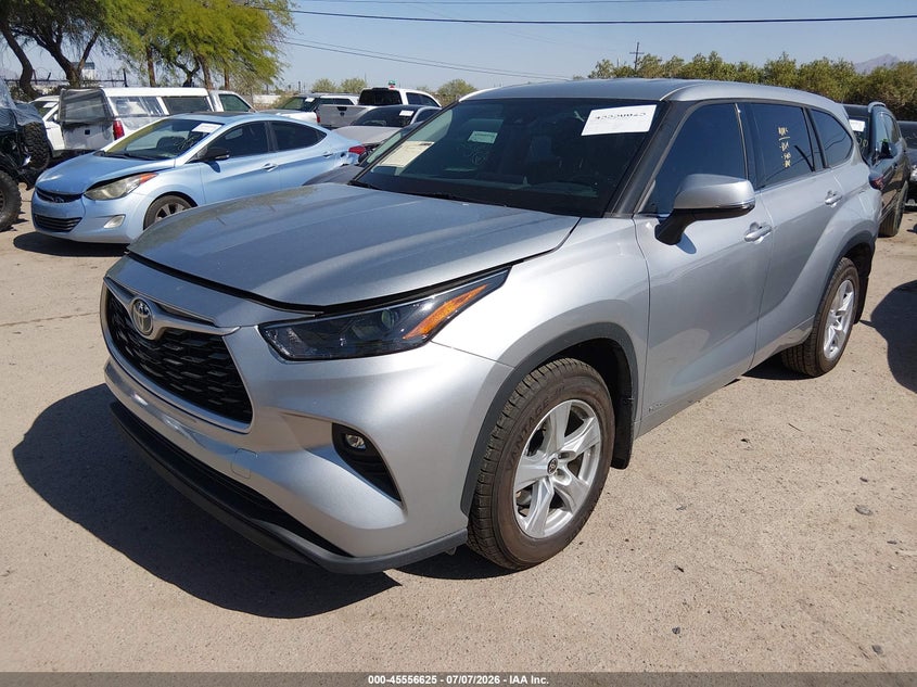 2022 Toyota Highlander VIN 5TDBBRCH7NS560580 IAAI salvage auction — REAR END, Salvage Title, sold $13,200 on 2026-08-25 (photo 2)
