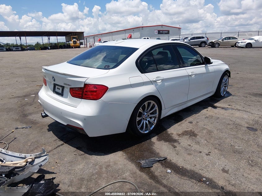 2014 BMW 3er VIN WBA3A5C52EF605881 IAAI salvage auction — FRONT END, Salvage (Alabama), sold $1,200 on 2026-08-12 (photo 4)