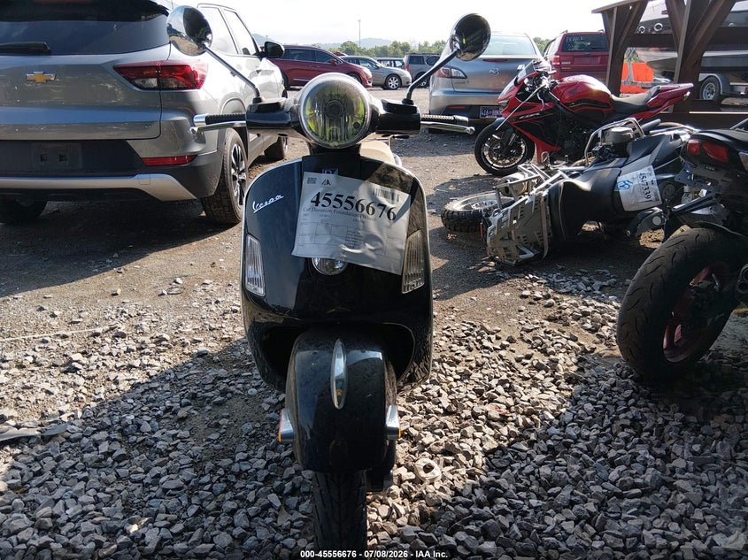 2007 Vespa Gts VIN ZAPM459L175006112 IAAI salvage auction — NORMAL WEAR, Clear (Tennessee), sold $100 on 2026-07-16 (photo 5)