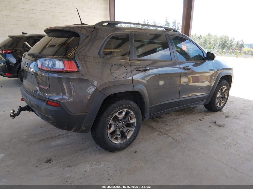 2019 Jeep Cherokee VIN 1C4PJMBN0KD169068 IAAI salvage auction — Biohazard, Bill Of Sale, sold $3,950 on 2026-09-30 (photo 4)