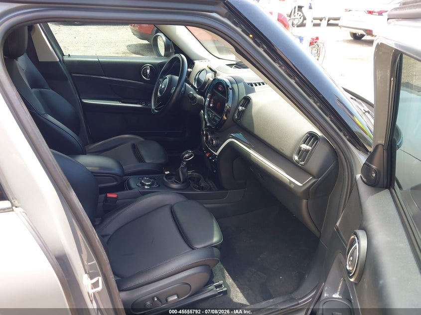 2018 Mini Countryman VIN WMZYT5C37J3D81863 IAAI salvage auction — REAR END, Salvage Title, sold $4,700 on 2026-08-05 (photo 5)