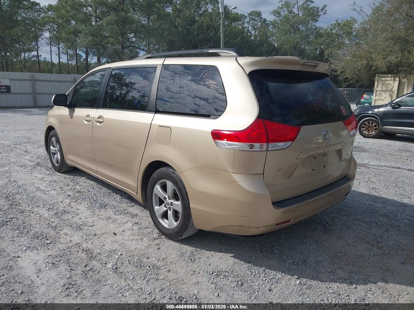2012 Toyota Sienna VIN 5TDKK3DC5CS233592 IAAI salvage auction — LEFT & RIGHT, Clear (Florida), sold $400 on 2026-07-09 (photo 3)