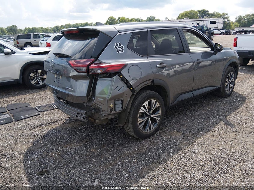 2022 Nissan Rogue VIN 5N1BT3BB8NC718672 IAAI salvage auction — REAR END, Salvage Title, sold $9,800 on 2026-09-07 (photo 4)