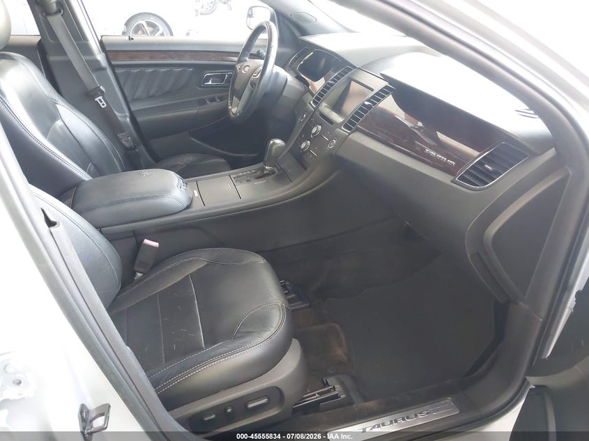 2014 Ford Taurus VIN 1FAHP2F87EG106103 IAAI salvage auction — UNKNOWN, Salvage Title, sold $300 on 2026-07-11 (photo 5)