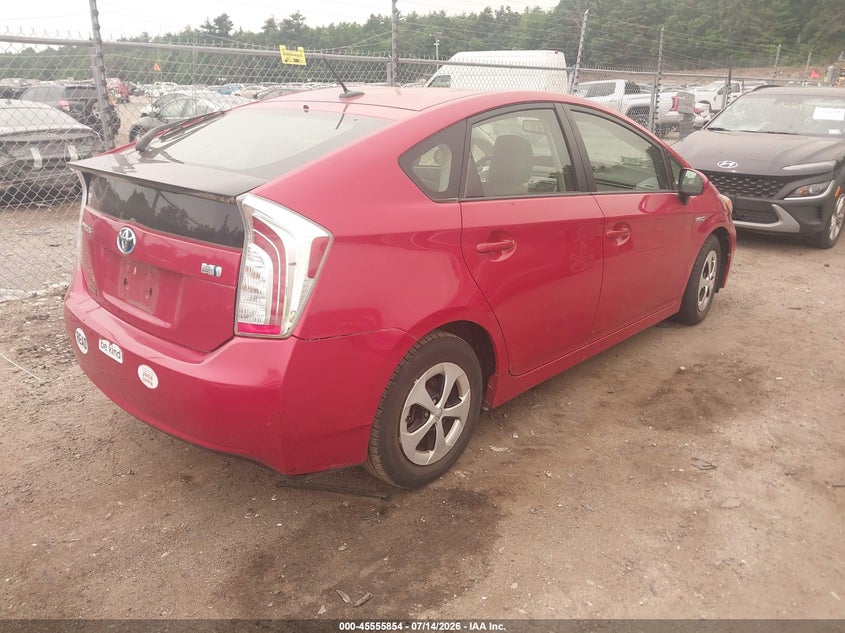 2014 Toyota Prius VIN JTDKN3DU4E0361649 IAAI salvage auction — NORMAL WEAR, Salvage Title, sold $4,650 on 2026-07-17 (photo 4)