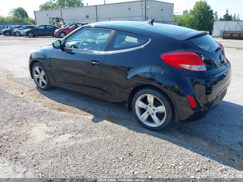 2013 Hyundai Veloster VIN KMHTC6ADXDU175889 IAAI salvage auction — NORMAL WEAR, Clear (Illinois), sold $1,250 on 2026-07-20 (photo 3)