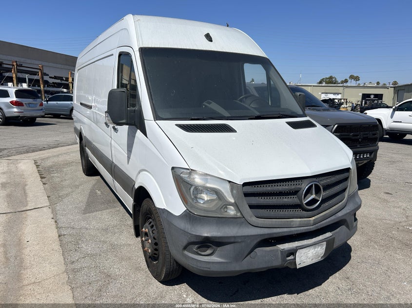 2018 Mercedes-benz Sprinter VIN WD3PF4CC4JP633002 IAAI salvage auction — NORMAL WEAR, Clear - Dealer Only (California), sold $5,875 on 2026-07-09 (photo 1)