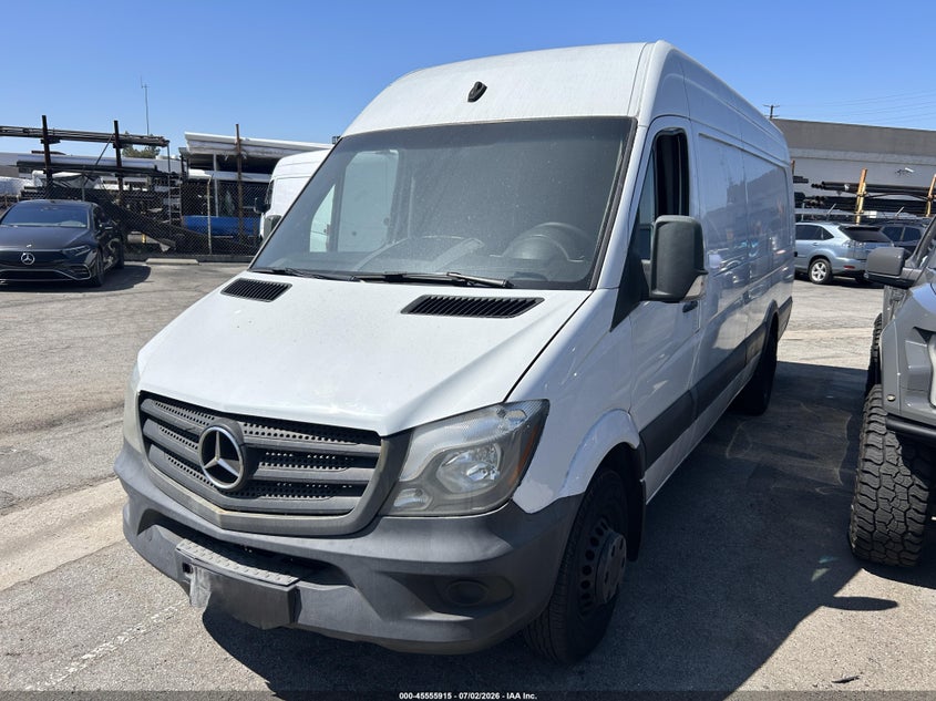 2018 Mercedes-benz Sprinter VIN WD3PF4CC4JP633002 IAAI salvage auction — NORMAL WEAR, Clear - Dealer Only (California), sold $5,875 on 2026-07-09 (photo 2)