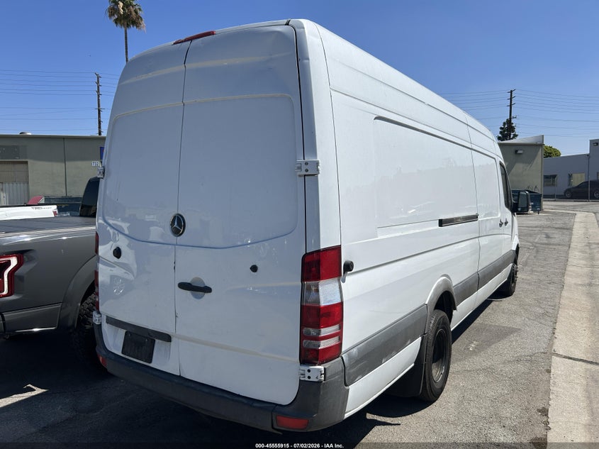 2018 Mercedes-benz Sprinter VIN WD3PF4CC4JP633002 IAAI salvage auction — NORMAL WEAR, Clear - Dealer Only (California), sold $5,875 on 2026-07-09 (photo 4)