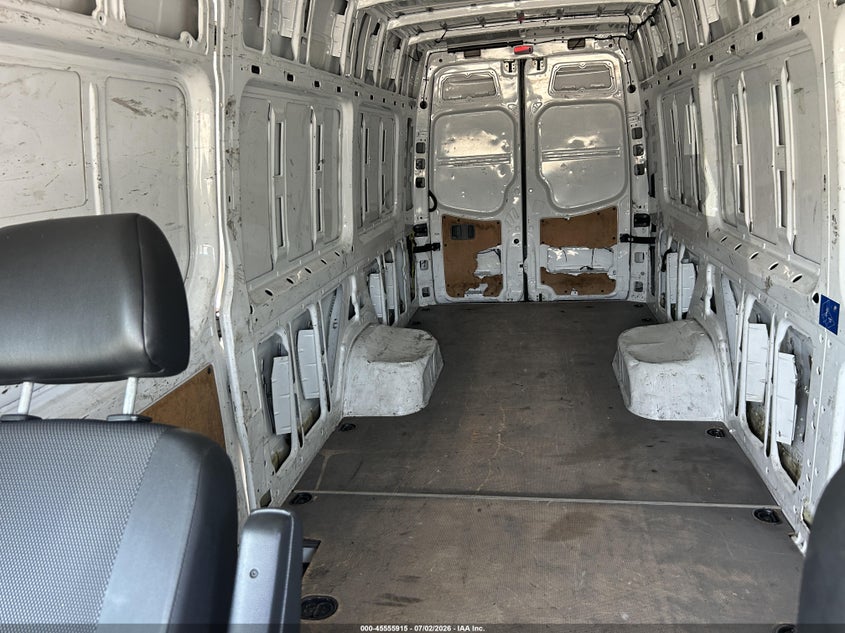 2018 Mercedes-benz Sprinter VIN WD3PF4CC4JP633002 IAAI salvage auction — NORMAL WEAR, Clear - Dealer Only (California), sold $5,875 on 2026-07-09 (photo 7)