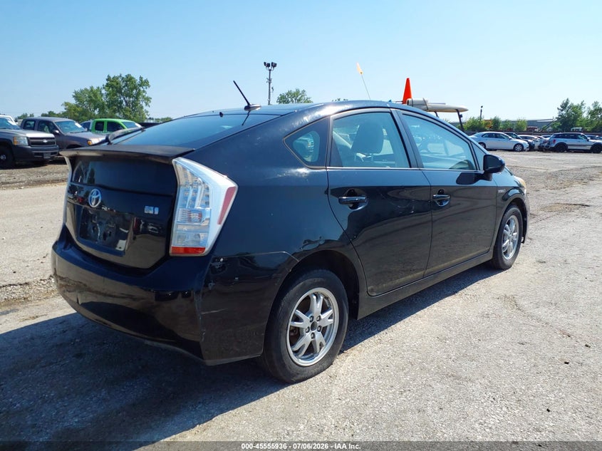 2011 Toyota Prius VIN JTDKN3DU0B0281437 IAAI salvage auction — NORMAL WEAR, Clear (Illinois), sold $775 on 2026-07-29 (photo 4)