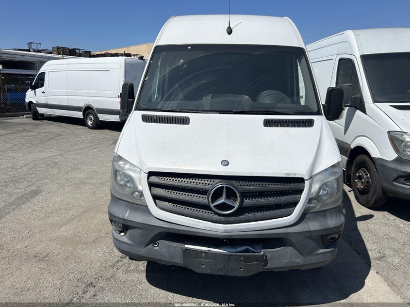2015 Mercedes-benz Sprinter VIN WD3PE8CCXFP129443 IAAI salvage auction — NORMAL WEAR, Clear - Dealer Only (California), sold $3,550 on 2026-08-01 (photo 6)
