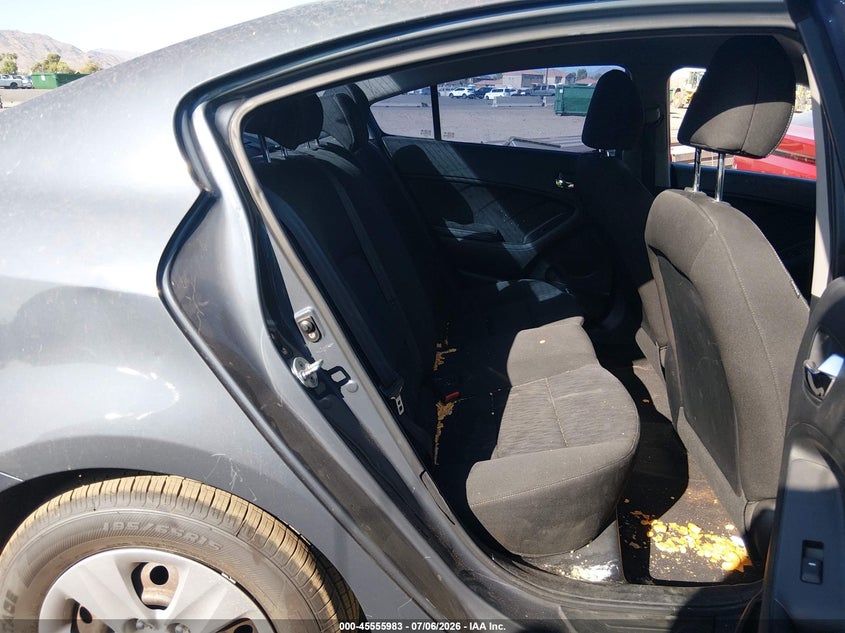 2016 Kia Forte VIN KNAFK4A64G5549922 IAAI salvage auction — NORMAL WEAR, Clear-Dealer Only (Arizona), sold $1,150 on 2026-07-14 (photo 8)