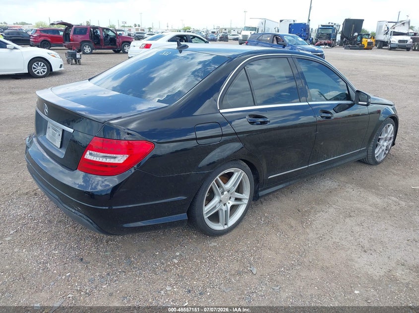 2013 Mercedes-benz C-klasse VIN WDDGF4HB5DR264252 IAAI salvage auction — NORMAL WEAR, Original (Texas), sold $450 on 2026-07-29 (photo 4)