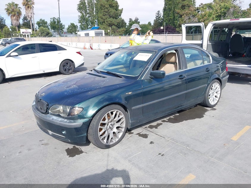 2002 BMW 3 series VIN WBAEV53472KM15209 IAAI salvage auction — NORMAL WEAR, Clear - Dealer Only (California), sold $375 on 2026-07-29 (photo 2)