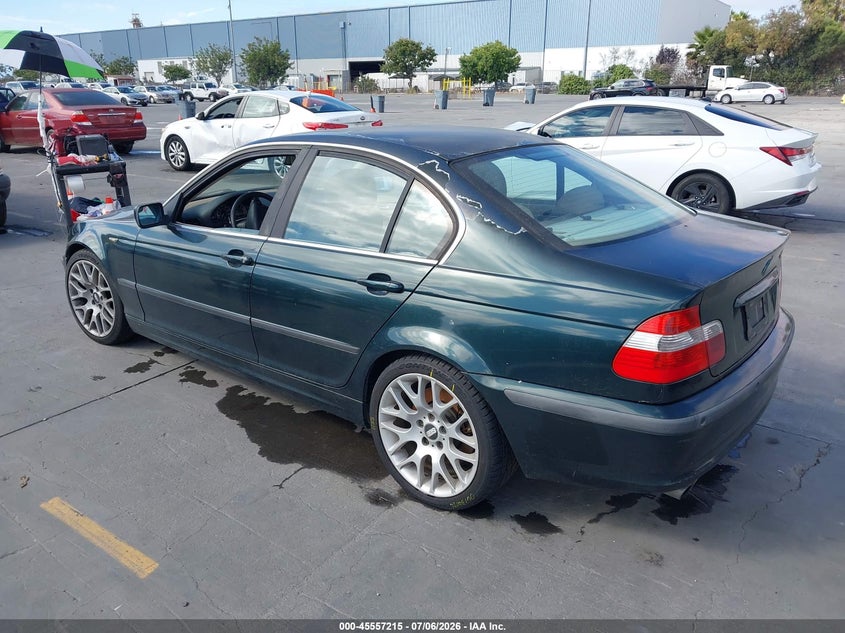 2002 BMW 3 series VIN WBAEV53472KM15209 IAAI salvage auction — NORMAL WEAR, Clear - Dealer Only (California), sold $375 on 2026-07-29 (photo 3)