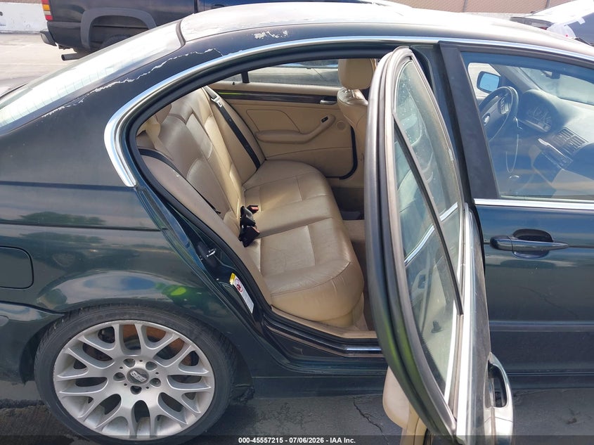 2002 BMW 3 series VIN WBAEV53472KM15209 IAAI salvage auction — NORMAL WEAR, Clear - Dealer Only (California), sold $375 on 2026-07-29 (photo 8)