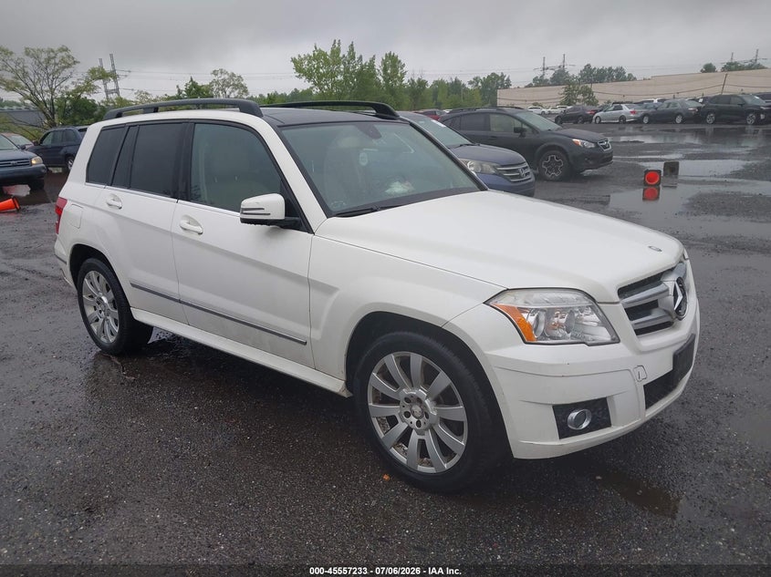 2011 Mercedes-benz Glk-class VIN WDCGG8HB7BF609417 IAAI salvage auction — NORMAL WEAR, Clear (New York), sold $1,600 on 2026-07-21 (photo 1)