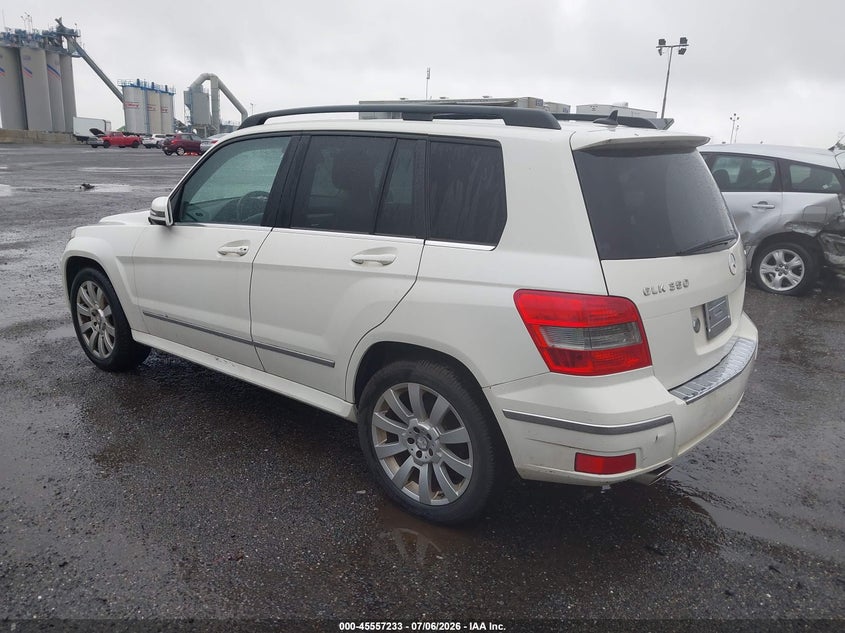 2011 Mercedes-benz Glk-class VIN WDCGG8HB7BF609417 IAAI salvage auction — NORMAL WEAR, Clear (New York), sold $1,600 on 2026-07-21 (photo 3)
