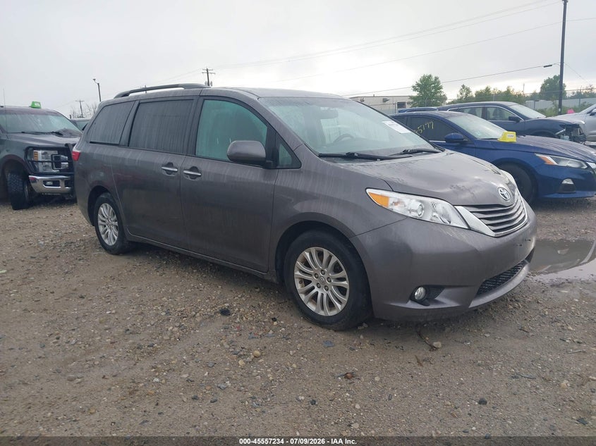 2015 Toyota Sienna VIN 5TDYK3DC4FS599168 IAAI salvage auction — ELECTRICAL, Clear (Wisconsin), sold $1,700 on 2026-07-30 (photo 1)