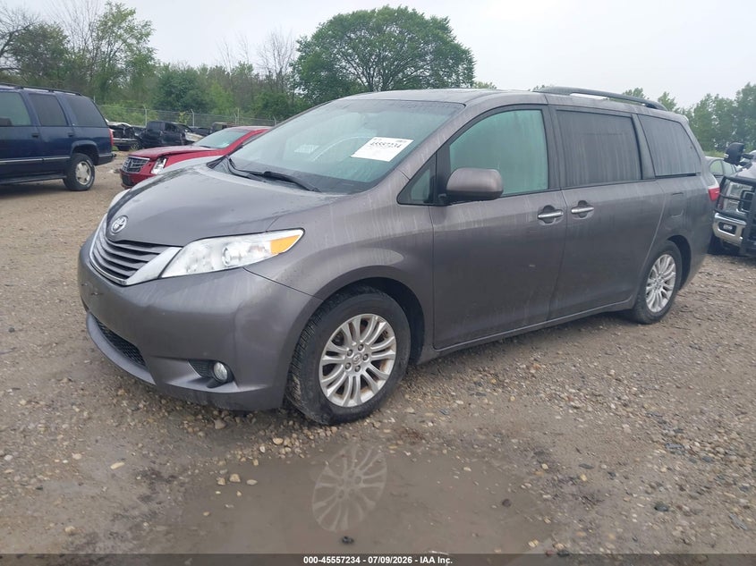 2015 Toyota Sienna VIN 5TDYK3DC4FS599168 IAAI salvage auction — ELECTRICAL, Clear (Wisconsin), sold $1,700 on 2026-07-30 (photo 2)