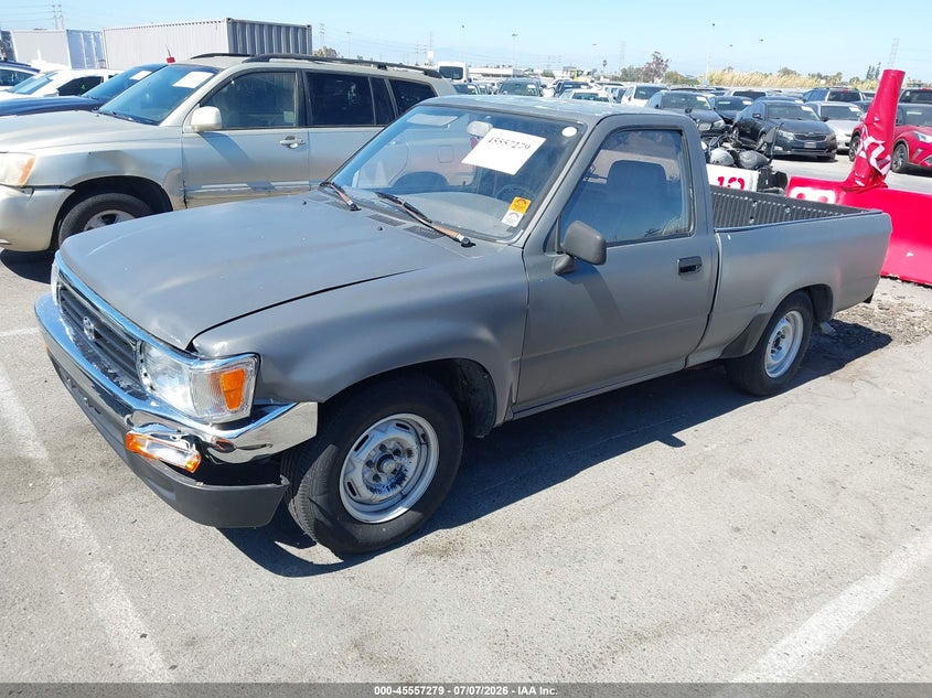 1989 Toyota Pickup VIN JT4RN81P1K0021316 IAAI salvage auction — LEFT FRONT, Salvage (California), sold $2,000 on 2026-07-30 (photo 2)