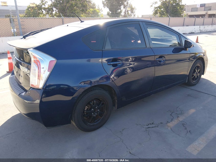 2012 Toyota Prius VIN JTDKN3DU6C0333445 IAAI salvage auction — NORMAL WEAR, App For Dup Clear (California), sold $600 on 2026-07-29 (photo 4)