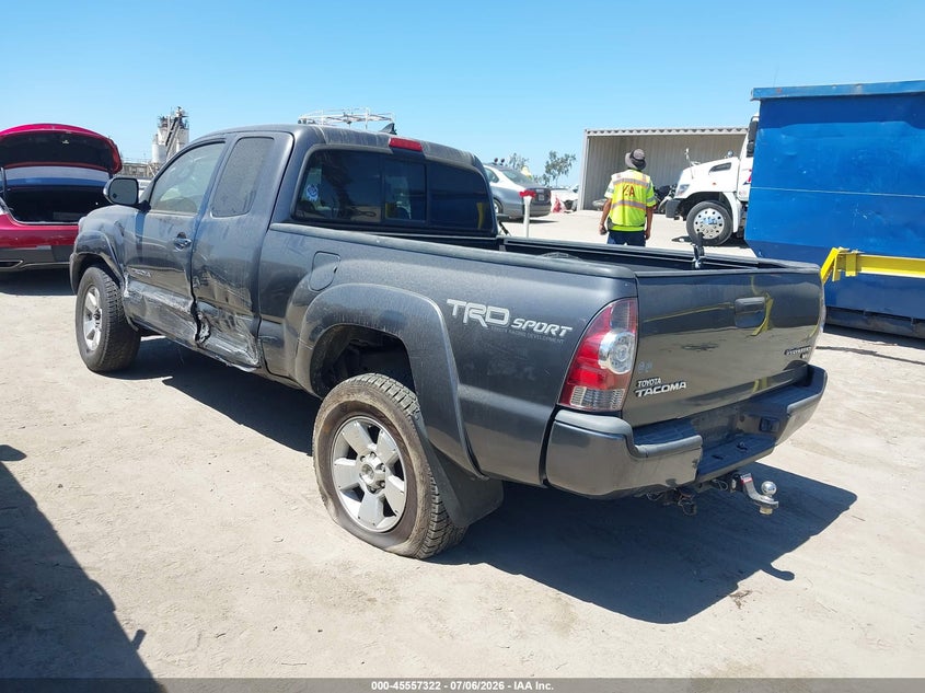 2015 Toyota Tacoma VIN 5TFTU4GN9FX067500 IAAI salvage auction — SIDE, Lien Papers (California), sold $3,025 on 2026-07-22 (photo 3)