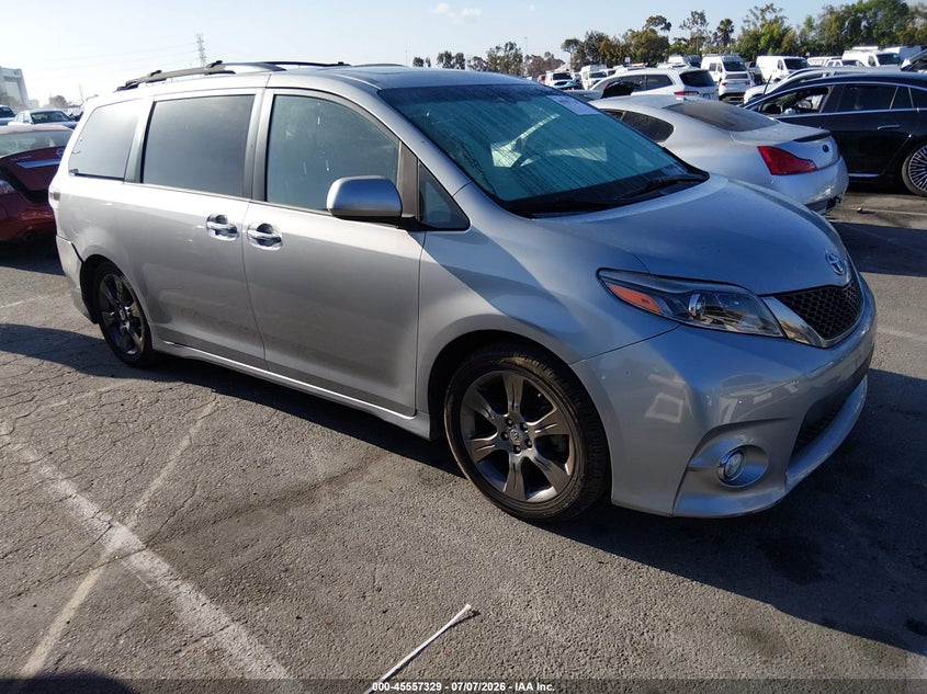 2016 Toyota Sienna VIN 5TDXK3DC3GS730720 IAAI salvage auction — REAR END, Salvage (California), sold $4,900 on 2026-07-30 (photo 1)
