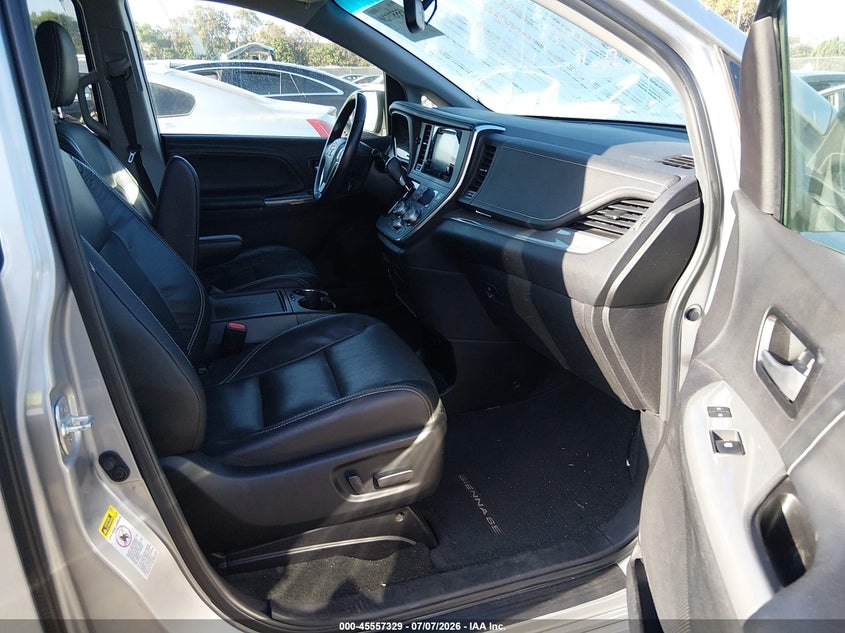 2016 Toyota Sienna VIN 5TDXK3DC3GS730720 IAAI salvage auction — REAR END, Salvage (California), sold $4,900 on 2026-07-30 (photo 5)