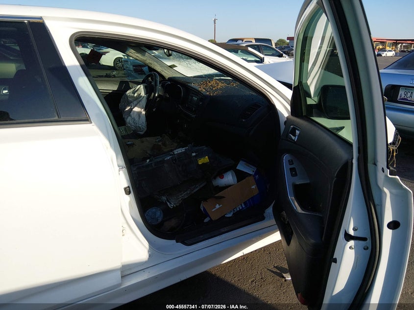 2015 Kia Optima VIN 5XXGR4A68FG493366 IAAI salvage auction — FRONT END, Non-Repairable (Arizona), sold $200 on 2026-07-28 (photo 5)