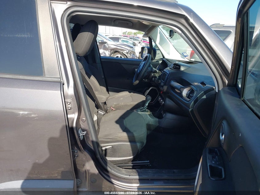 2017 Jeep Renegade VIN ZACCJAAB9HPF75378 IAAI salvage auction — FRONT & REAR, Original (Texas), sold $1,600 on 2026-08-18 (photo 5)