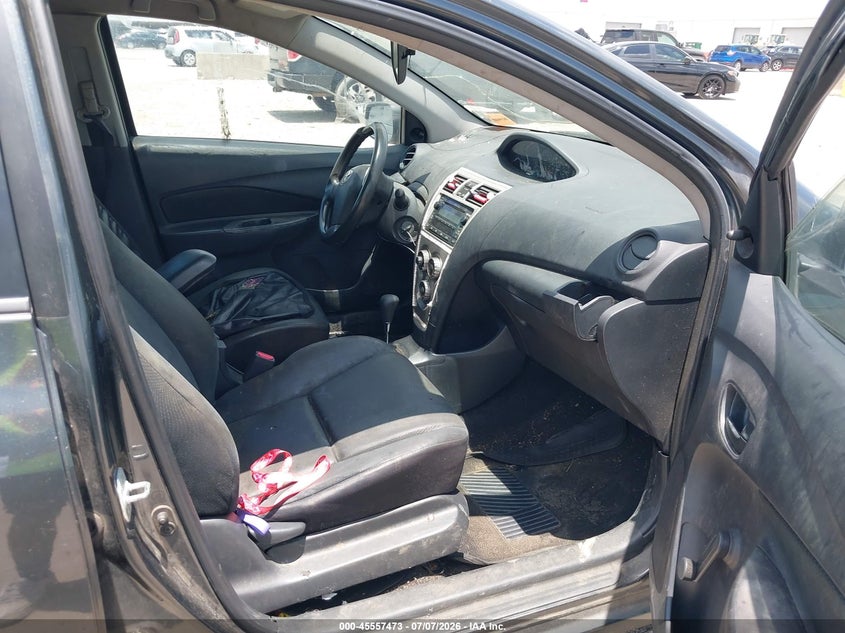 2009 Toyota Yaris VIN JTDBT903991297629 IAAI salvage auction — NORMAL WEAR, Clear (Montana), sold $1,125 on 2026-08-01 (photo 5)
