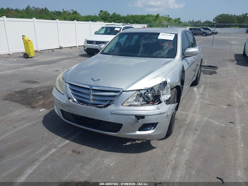 2011 Hyundai Genesis VIN KMHGC4DF9BU114825 IAAI salvage auction — LEFT FRONT, Rebuildable (Florida), sold $400 on 2026-07-29 (photo 2)