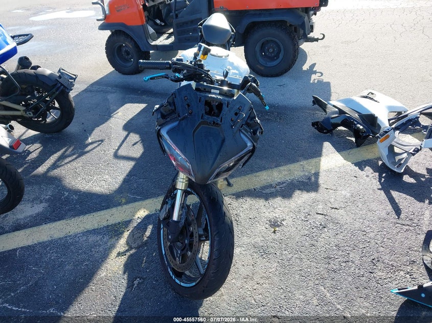 2024 Cf moto 450ss VIN LCEPESLA7R6006307 IAAI salvage auction — ALL OVER, Rebuildable (Florida), sold $400 on 2026-07-15 (photo 5)