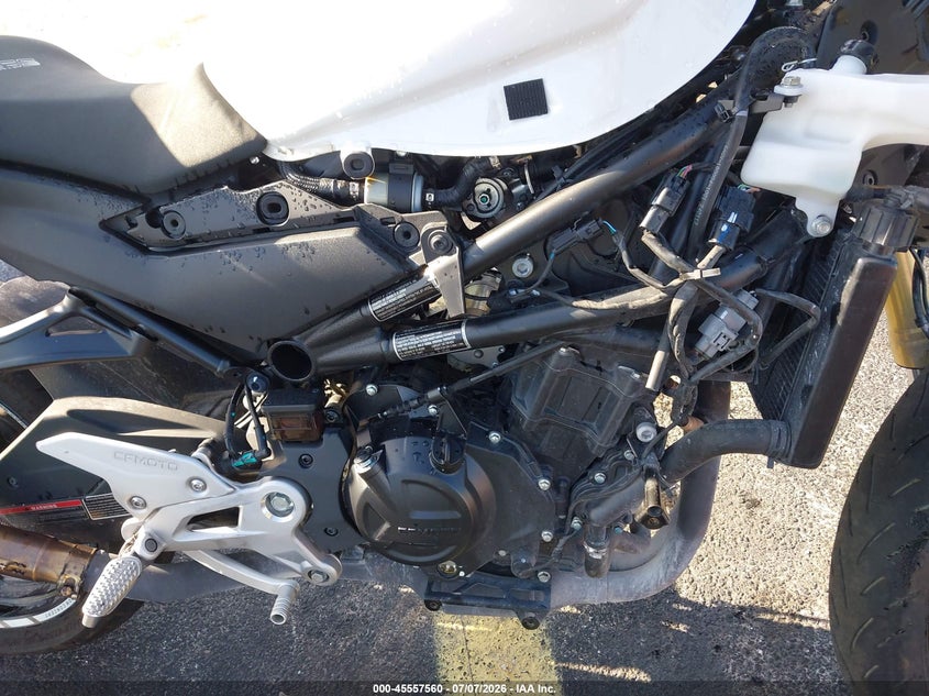2024 Cf moto 450ss VIN LCEPESLA7R6006307 IAAI salvage auction — ALL OVER, Rebuildable (Florida), sold $400 on 2026-07-15 (photo 8)