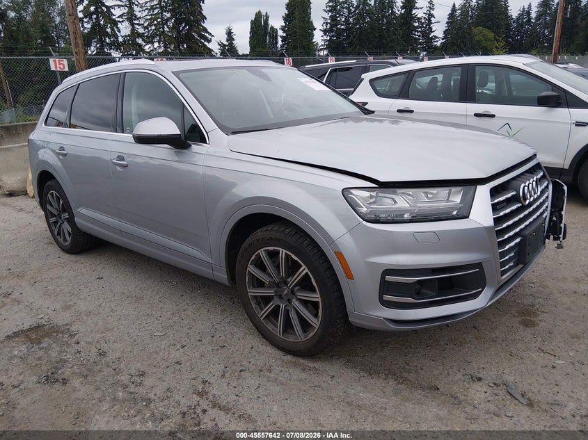 2018 Audi Q7 VIN WA1VAAF76JD000800 IAAI salvage auction — LEFT FRONT, Salvage Title, sold $10,500 on 2026-07-29 (photo 1)