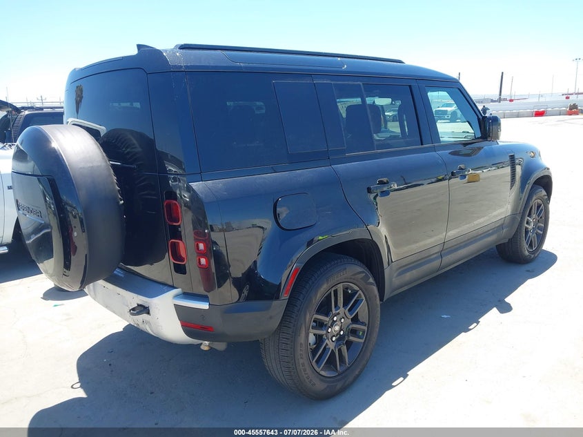 2025 Land rover Defender VIN SALEJEEX2S2385695 IAAI salvage auction — REAR END, Salvage Title, sold $37,000 on 2026-08-01 (photo 4)