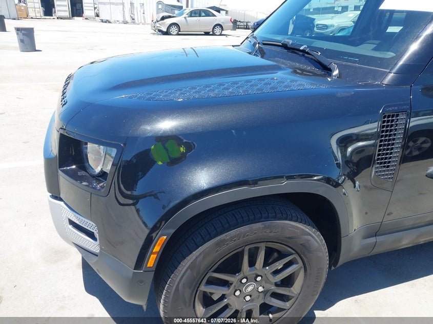 2025 Land rover Defender VIN SALEJEEX2S2385695 IAAI salvage auction — REAR END, Salvage Title, sold $37,000 on 2026-08-01 (photo 6)