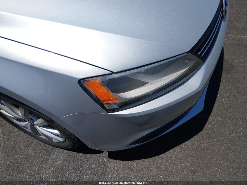 2013 Volkswagen Jetta VIN 3VWDP7AJ6DM409472 IAAI salvage auction — NORMAL WEAR, Clear (Nevada), sold $1,050 on 2026-07-24 (photo 6)