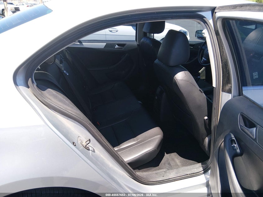 2013 Volkswagen Jetta VIN 3VWDP7AJ6DM409472 IAAI salvage auction — NORMAL WEAR, Clear (Nevada), sold $1,050 on 2026-07-24 (photo 8)
