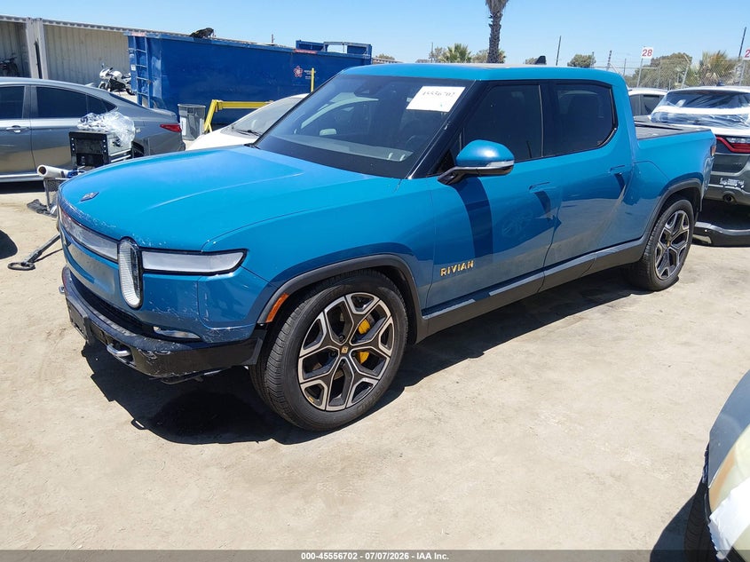 2022 Rivian R1t VIN 7FCTGAAAXNN006415 IAAI salvage auction — REAR END, Salvage (California), sold $20,900 on 2026-08-06 (photo 2)